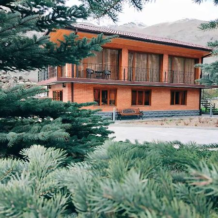Vardisubani Villa Kazbegi Eksteriør bilde