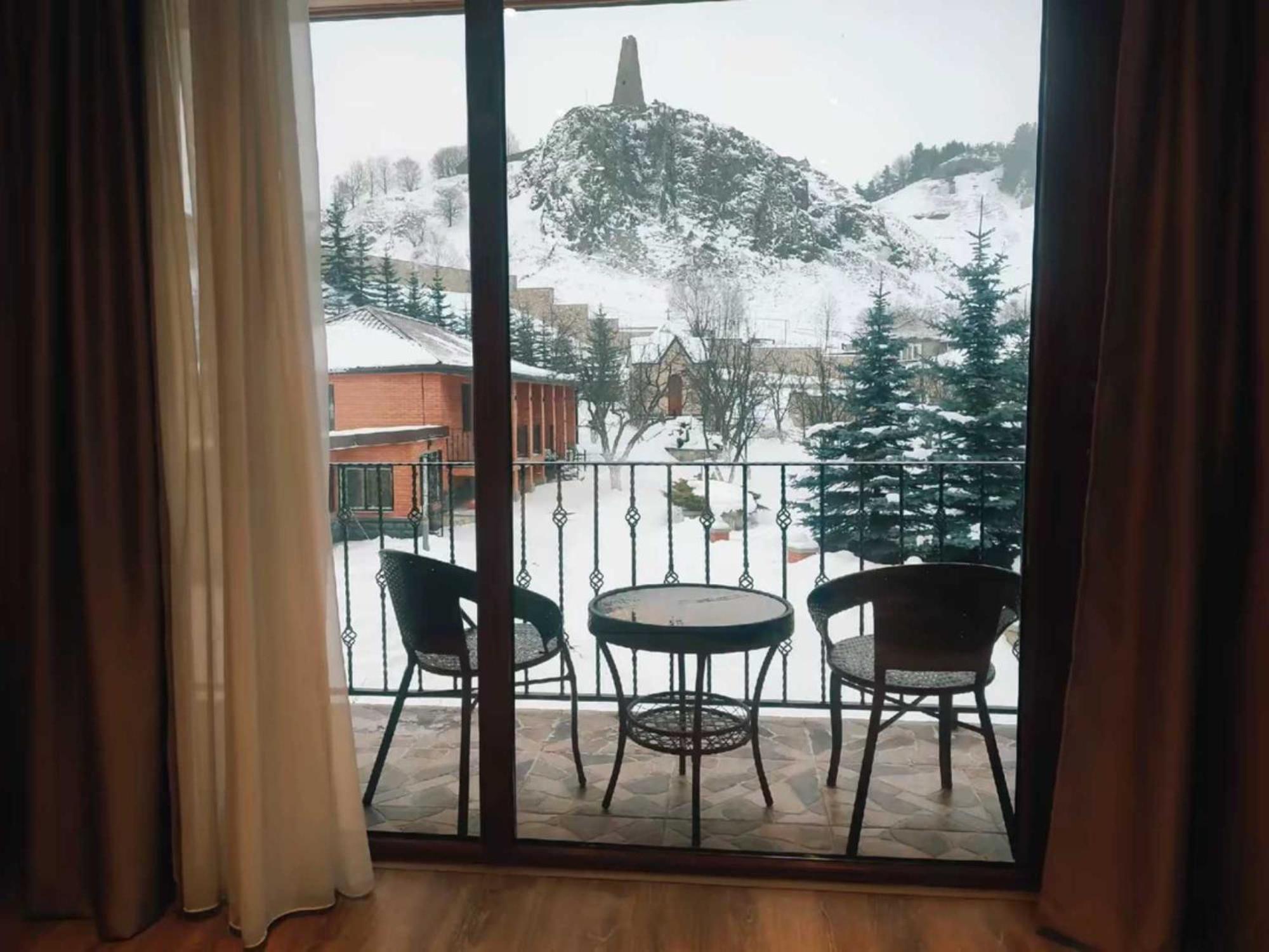 Vardisubani Villa Kazbegi Eksteriør bilde