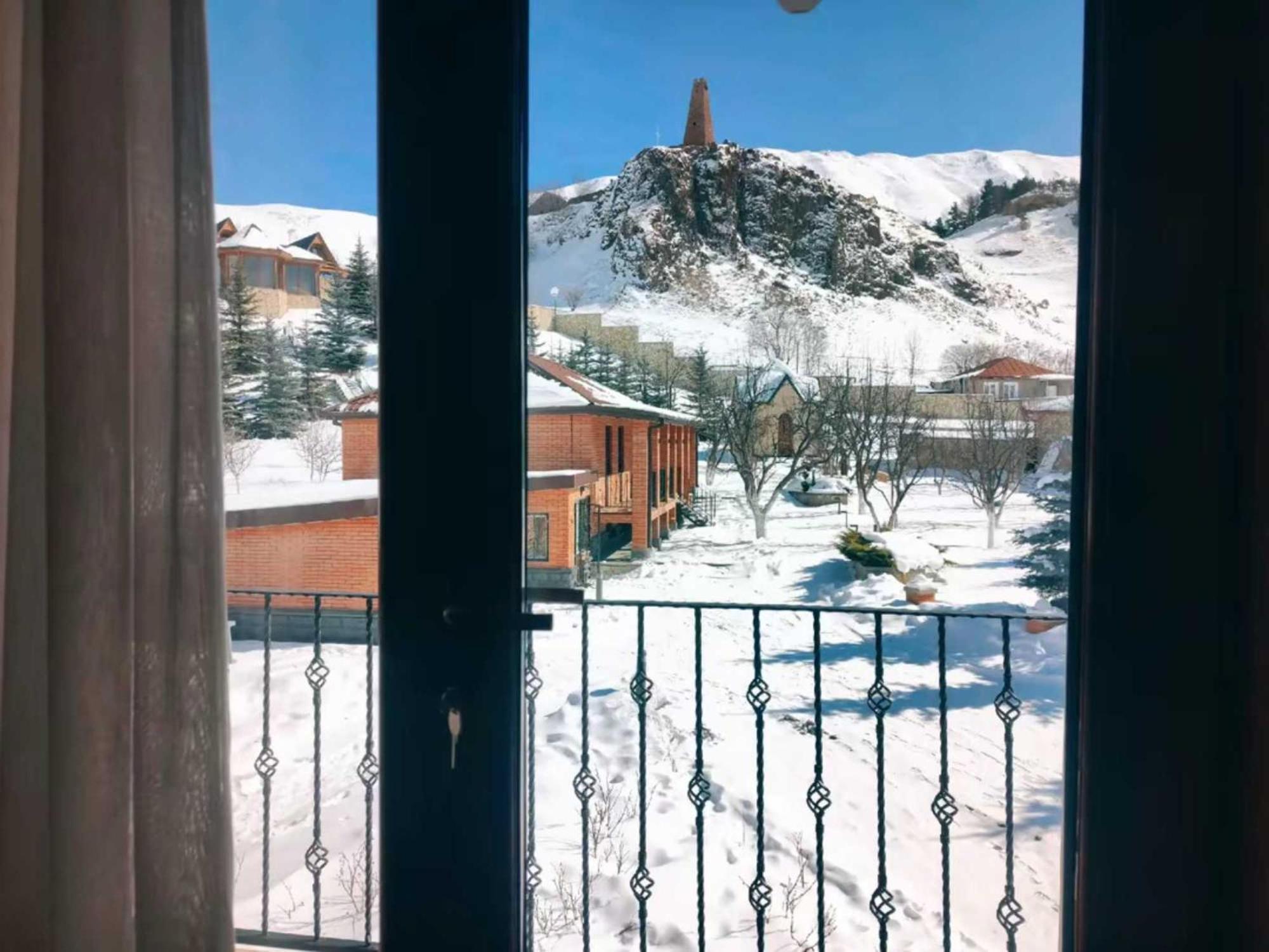 Vardisubani Villa Kazbegi Eksteriør bilde