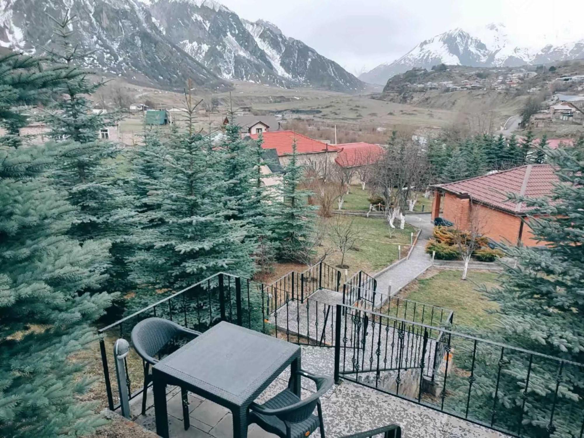 Vardisubani Villa Kazbegi Eksteriør bilde