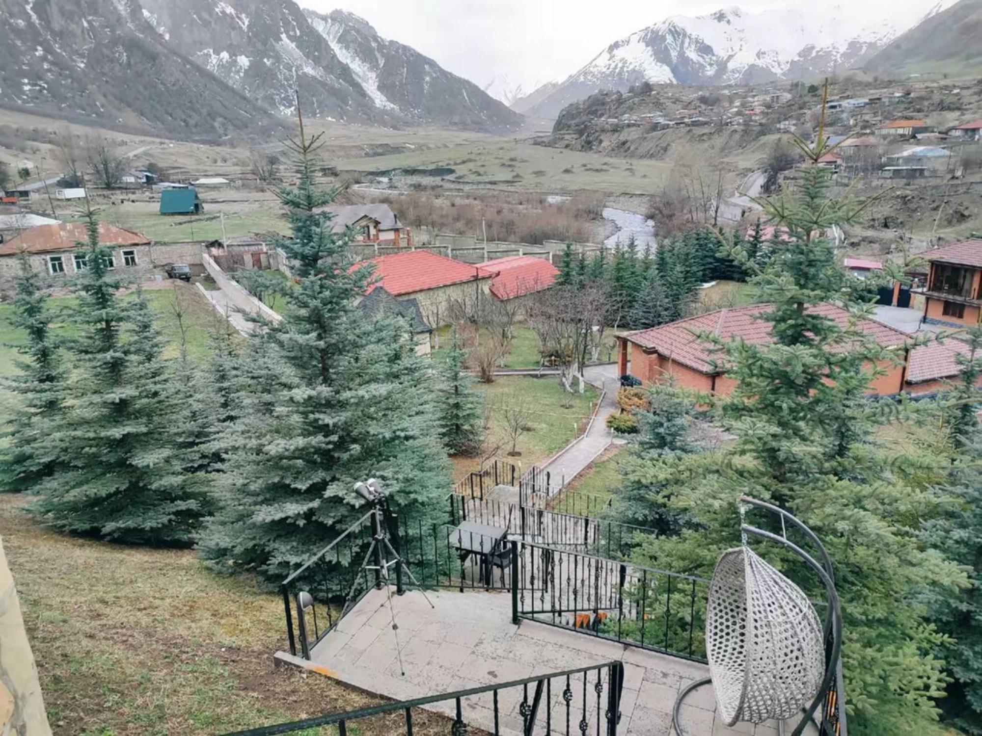Vardisubani Villa Kazbegi Eksteriør bilde