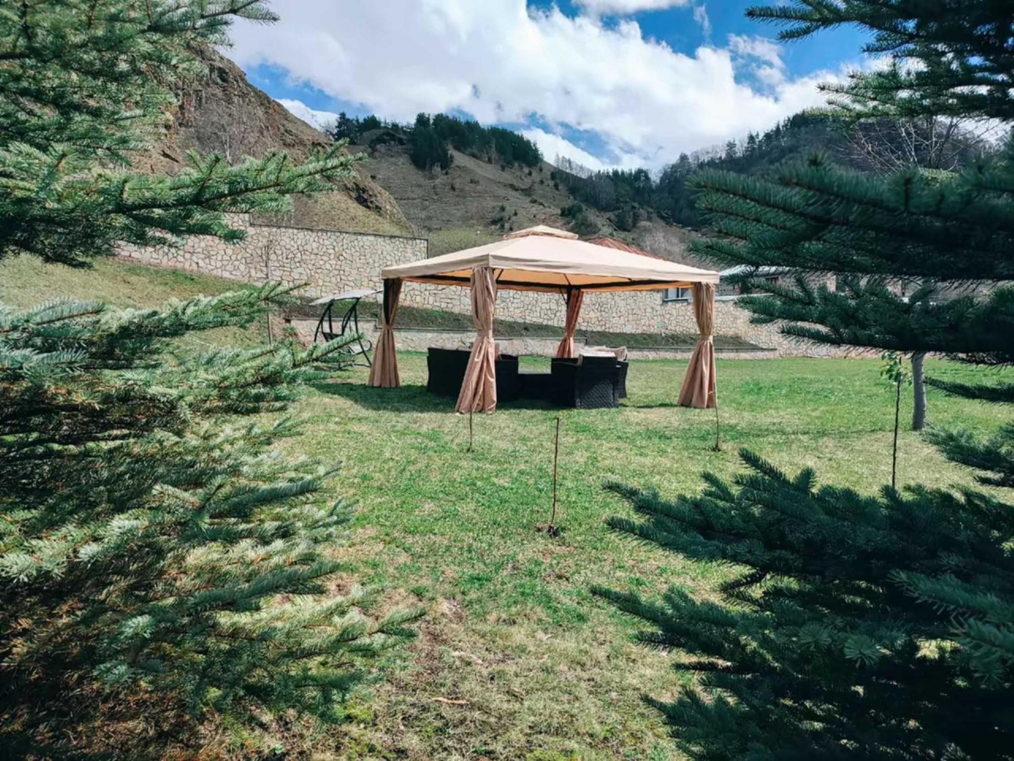 Vardisubani Villa Kazbegi Eksteriør bilde
