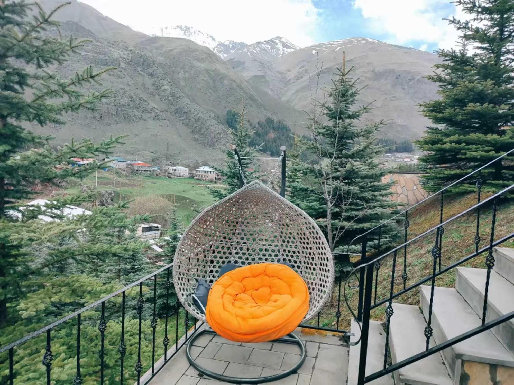 Vardisubani Villa Kazbegi Eksteriør bilde