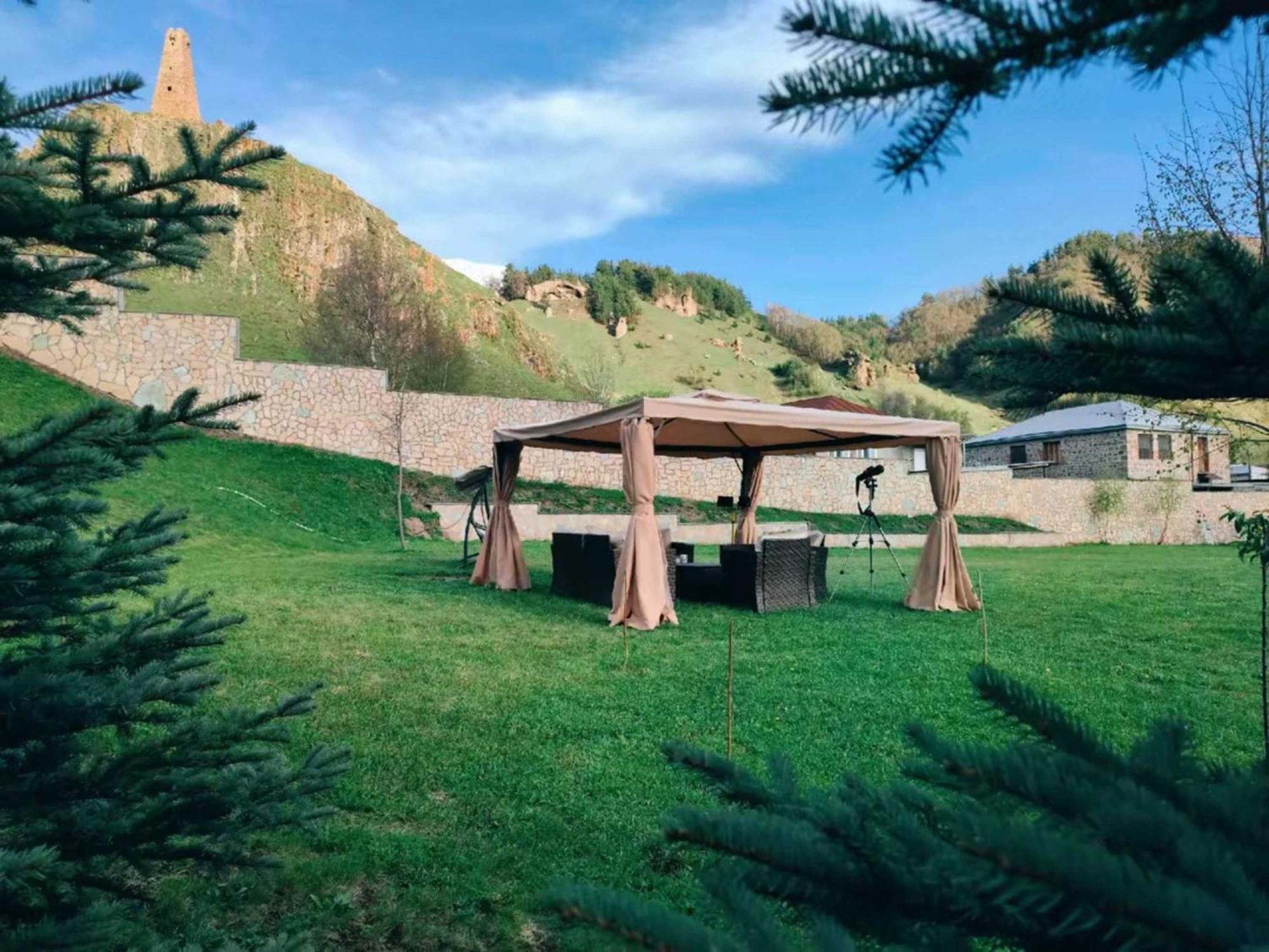 Vardisubani Villa Kazbegi Eksteriør bilde