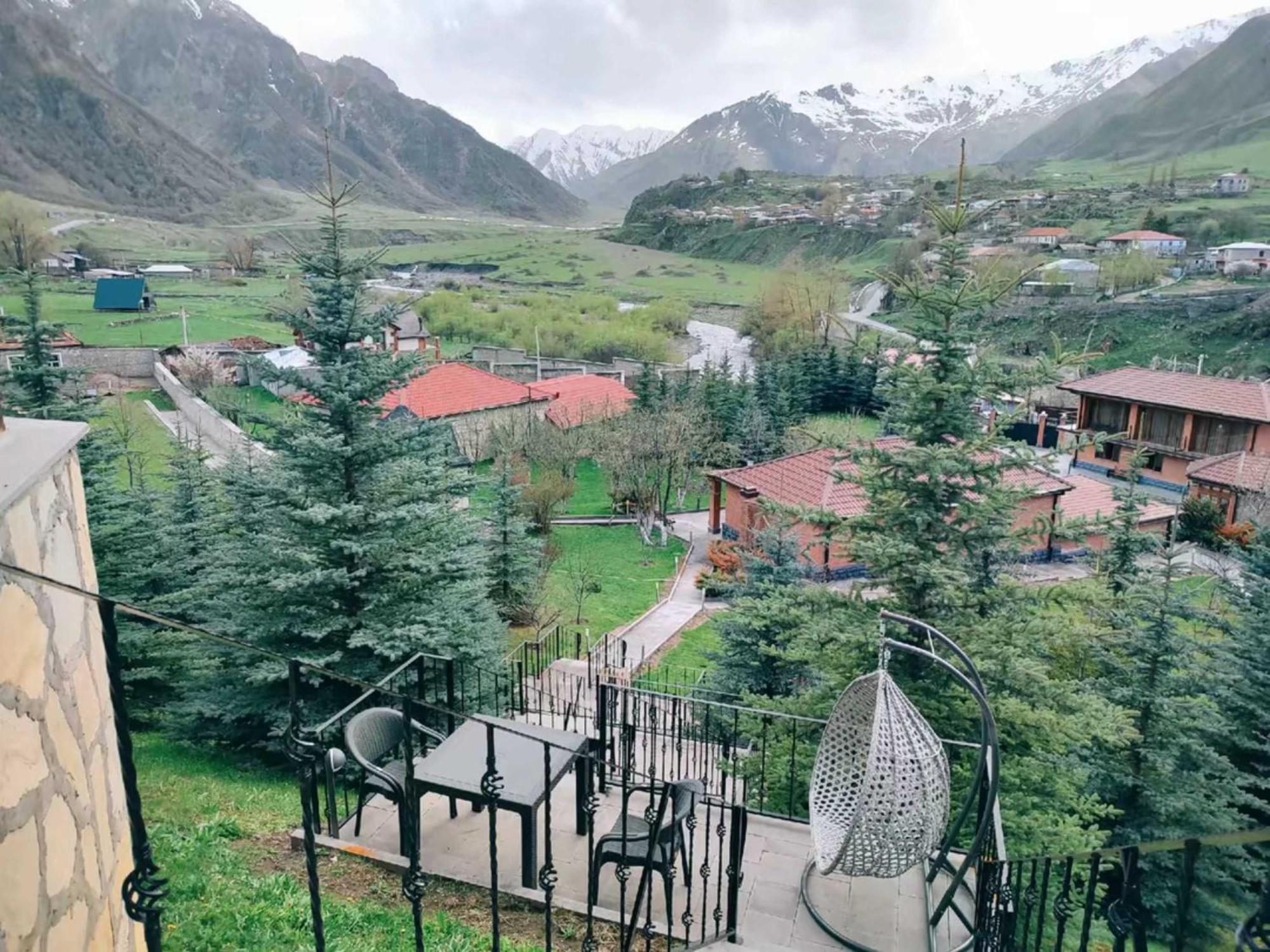 Vardisubani Villa Kazbegi Eksteriør bilde