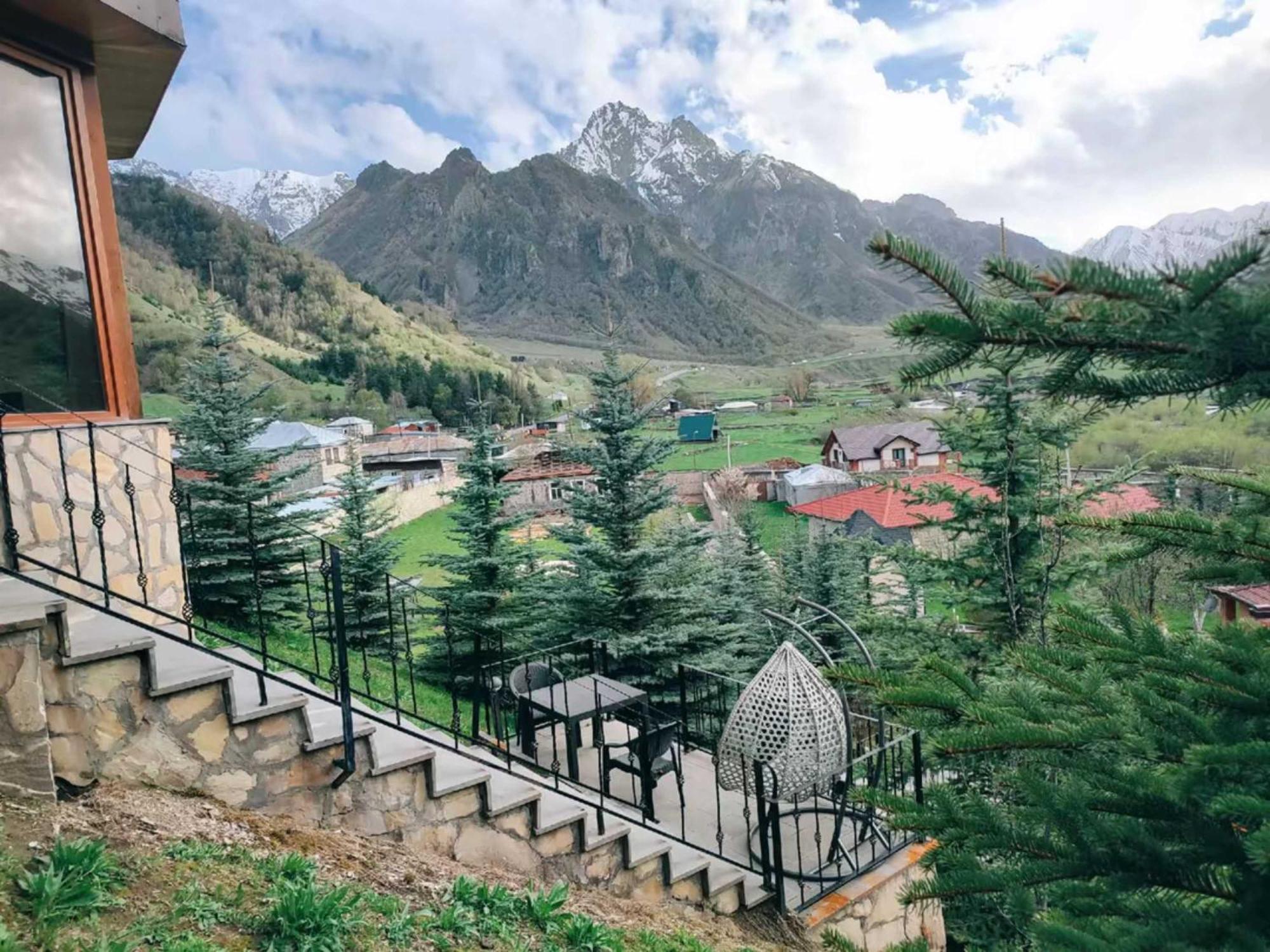 Vardisubani Villa Kazbegi Eksteriør bilde