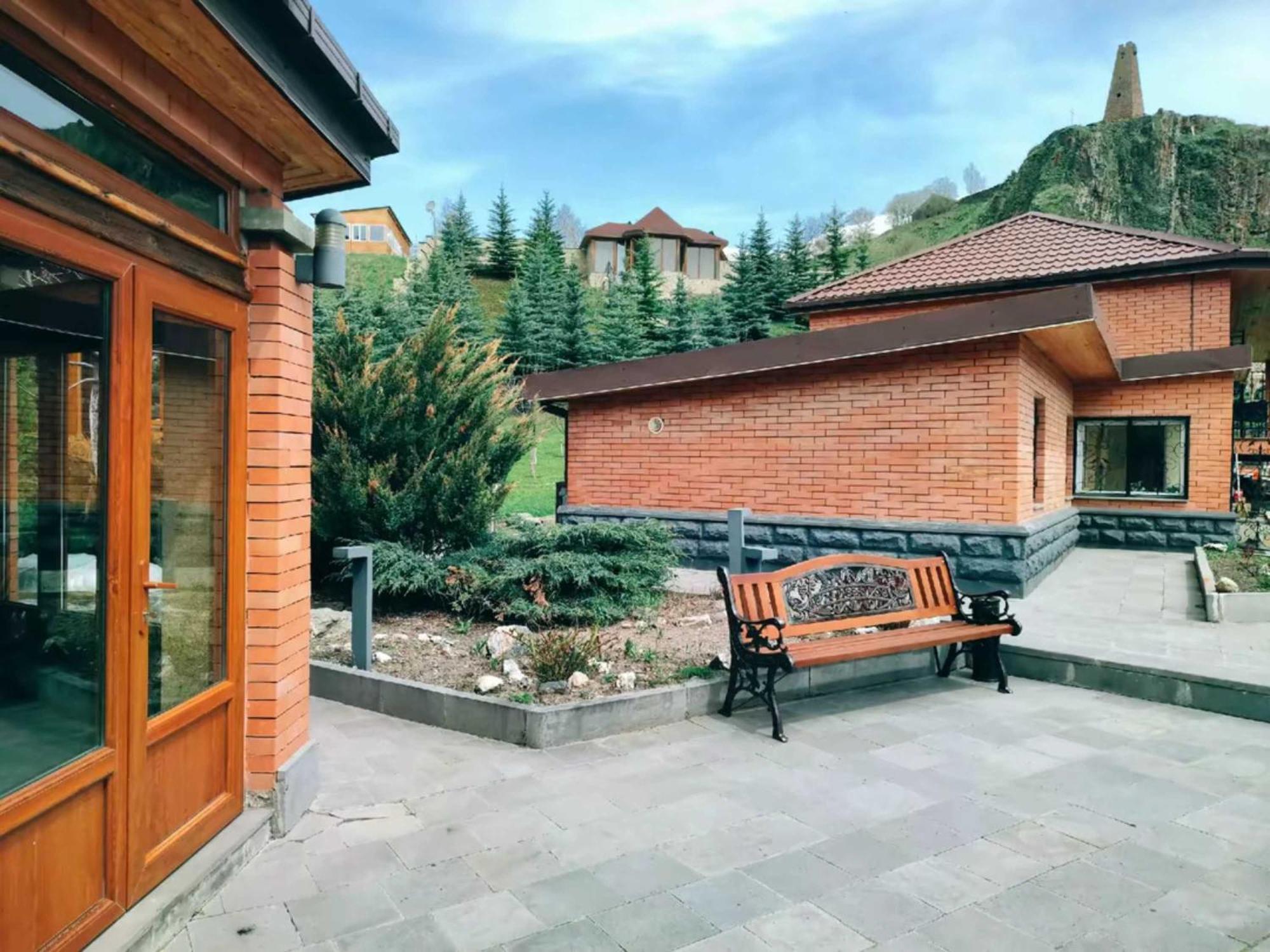 Vardisubani Villa Kazbegi Eksteriør bilde